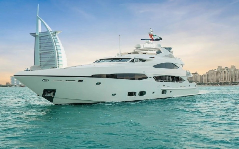 Yacht Sunseeker Lucien