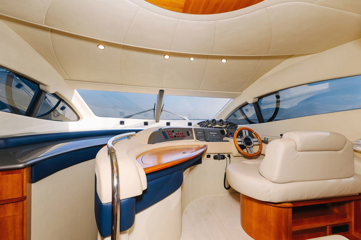 Azimut Candy, photo 2